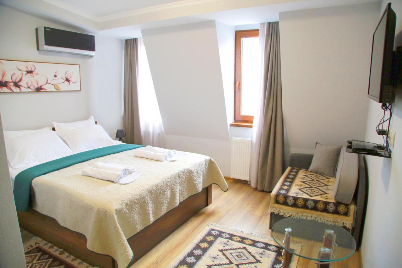 Family Apartments Тбилиси Экстерьер фото
